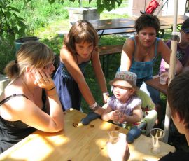 100822_broche_23