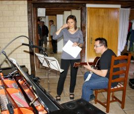 110228_village_talent_02