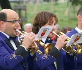 110228_village_talent_10