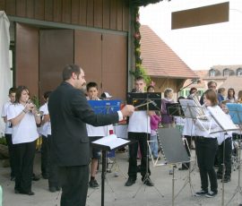 110228_village_talent_29