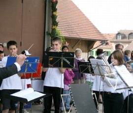 110228_village_talent_30
