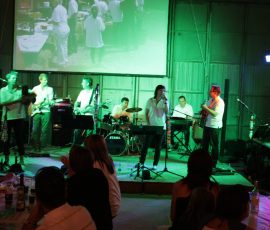 110715_org_diff_vill_talent_54