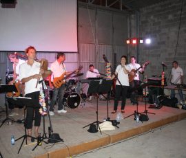 110715_org_diff_vill_talent_59