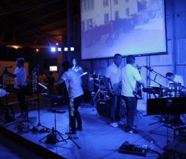 110715_org_diff_vill_talent_60